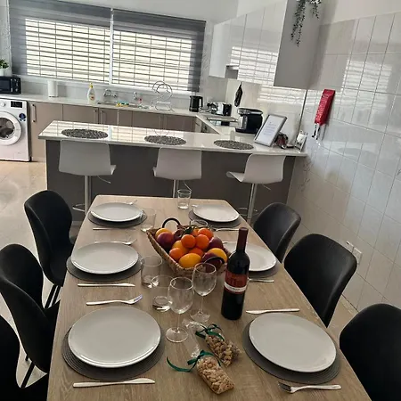 Appartement A & A House Larnaca
