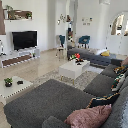 Apartamento A & A House *