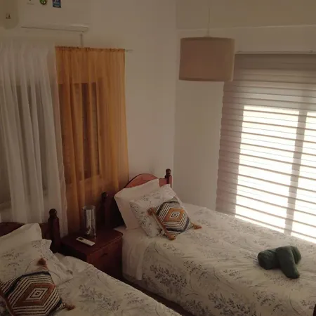 Apartment A & A House *