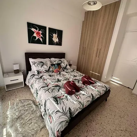Apartment A & A House